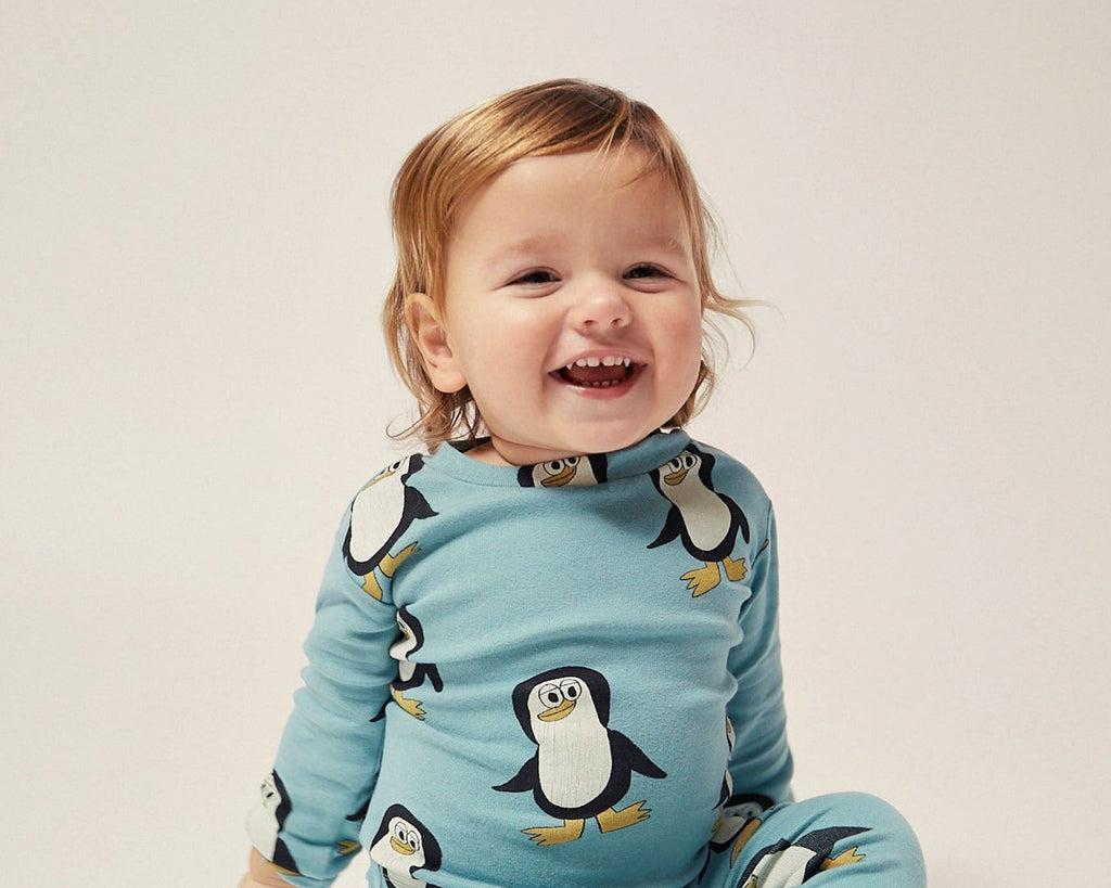 Organic Cotton Long Sleeve Baby T-Shirt with Penguin Print in Light Blue