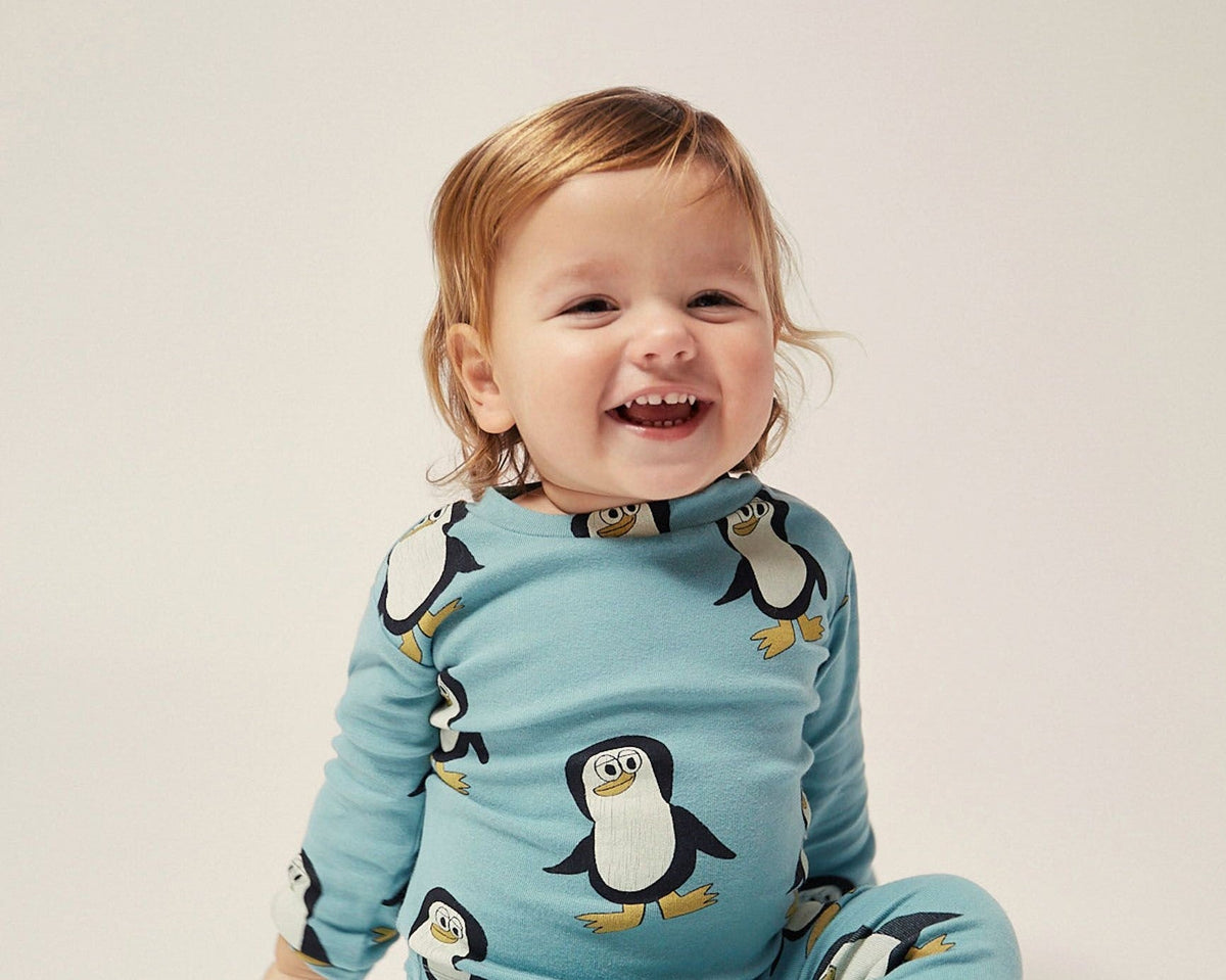 Organic Cotton Long Sleeve Baby T-Shirt with Penguin Print in Light Blue