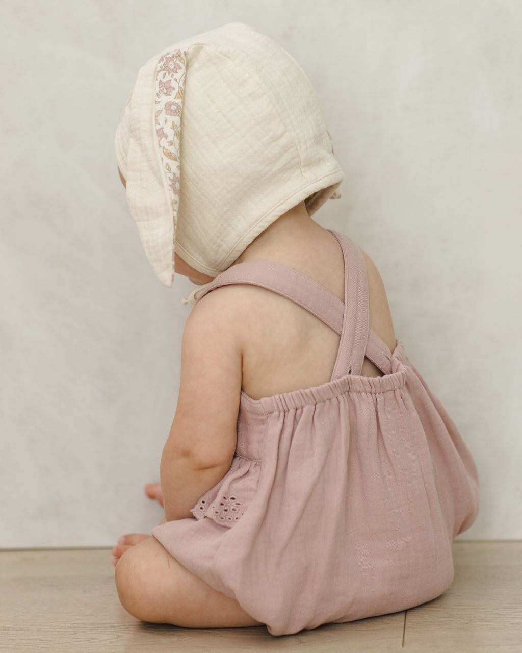 Organic Cotton Bunny Bonnet in Dahlia Ivory
