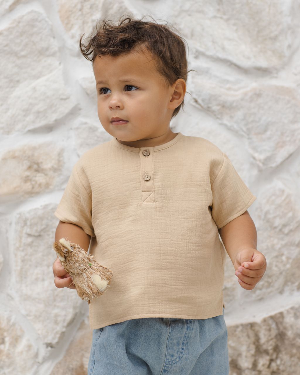 Boxy Fit Organic Cotton Gauze Shirt with Button Front in Butterscotch